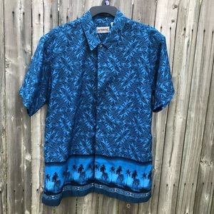 3/$15 Intrinsic Hawaiian tribal button down shirt